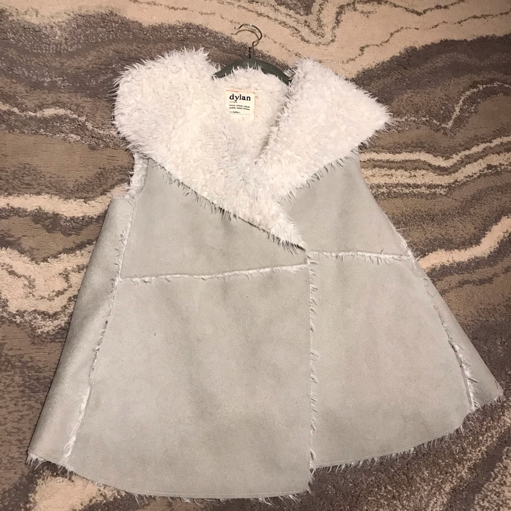 Dylan Fuzzy Chic Faux Fur Vest - Picture 1 of 6